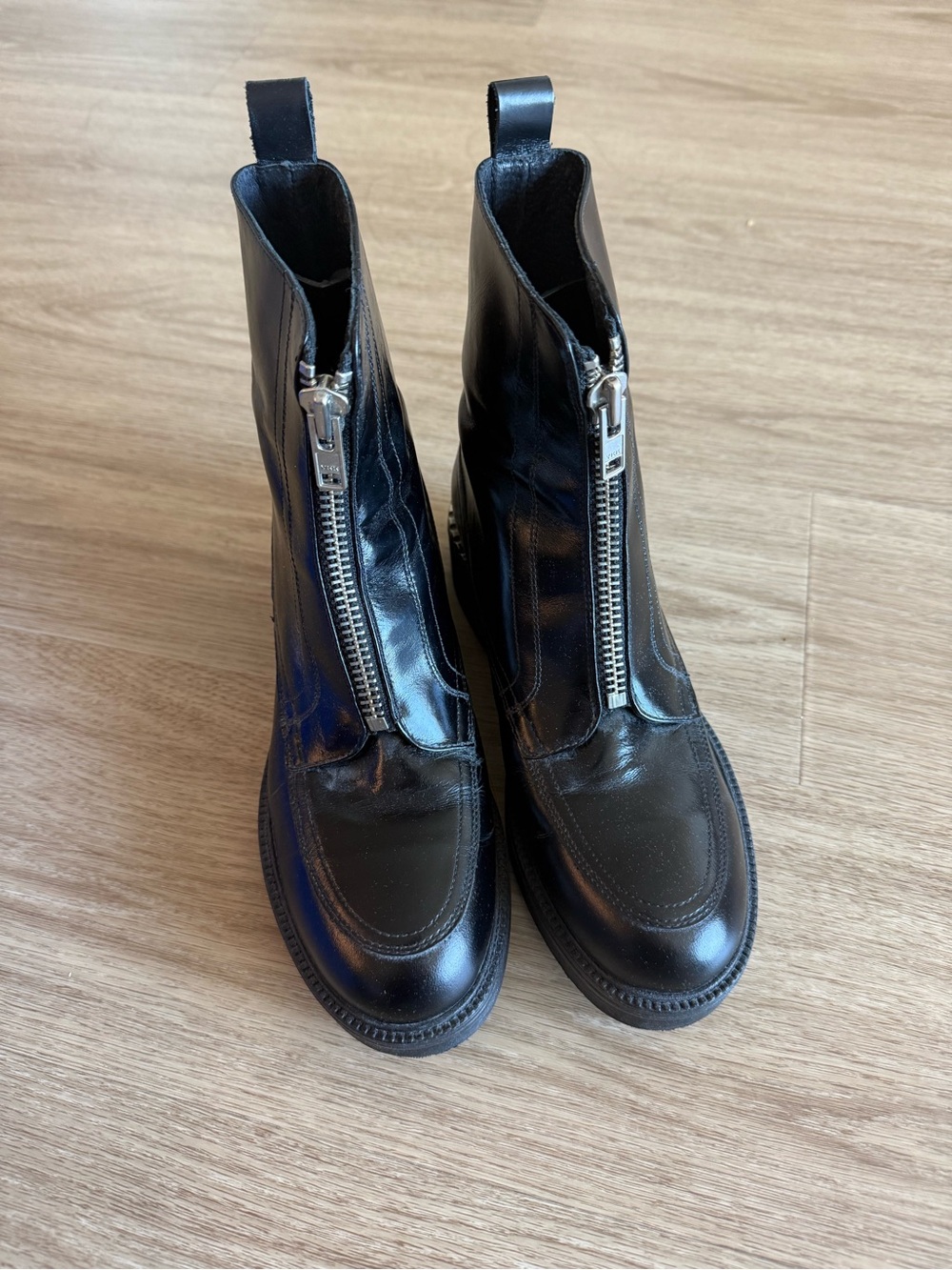 Jonak Paris Women's Black Front-Zip Leather Ankle Booties